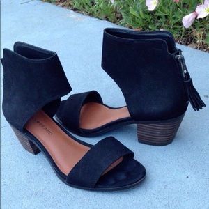 Lucky brand suede sandals
